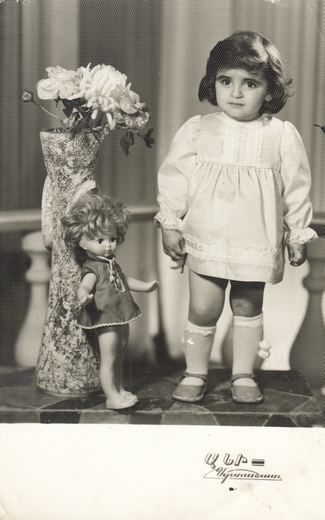 The Grigoryan family album, Khachik, Armenia