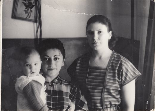 The Grigoryan family album, Khachik, Armenia