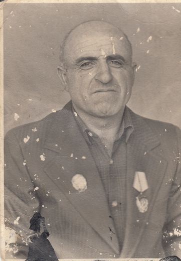 The Grigoryan family album, Khachik, Armenia